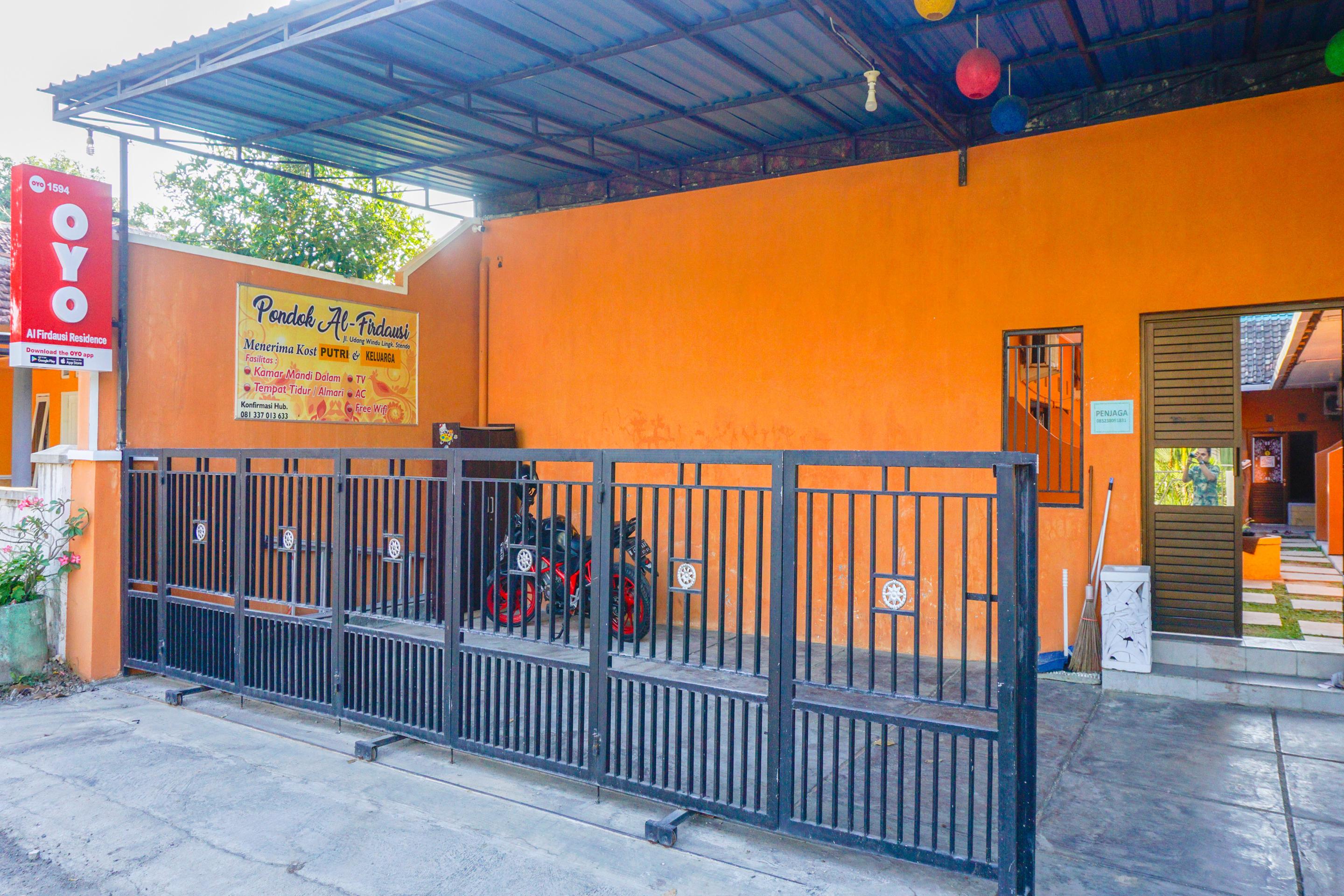 Oyo 1594 Al Firdausi Residence Banyuwangi  Exterior photo